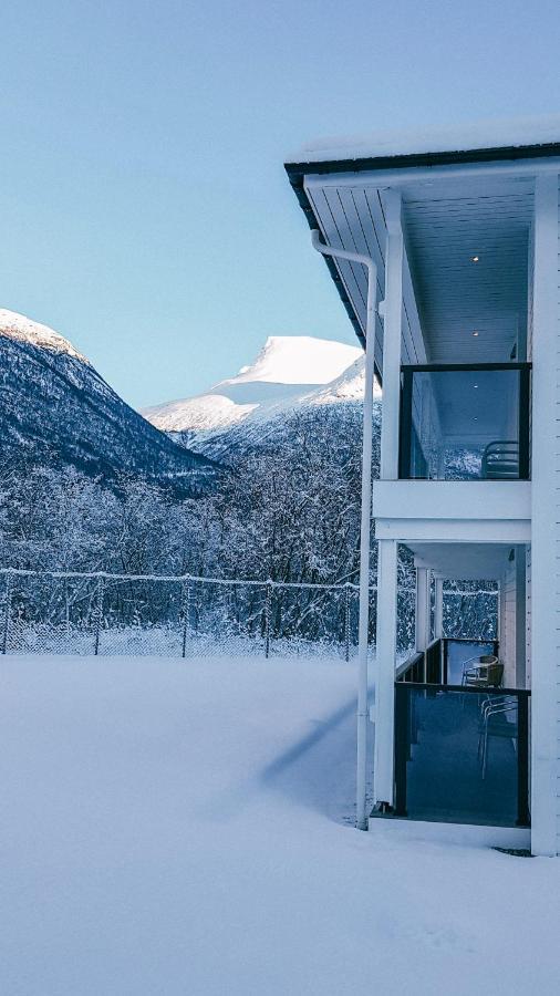 Loen Apartments Eksteriør bilde